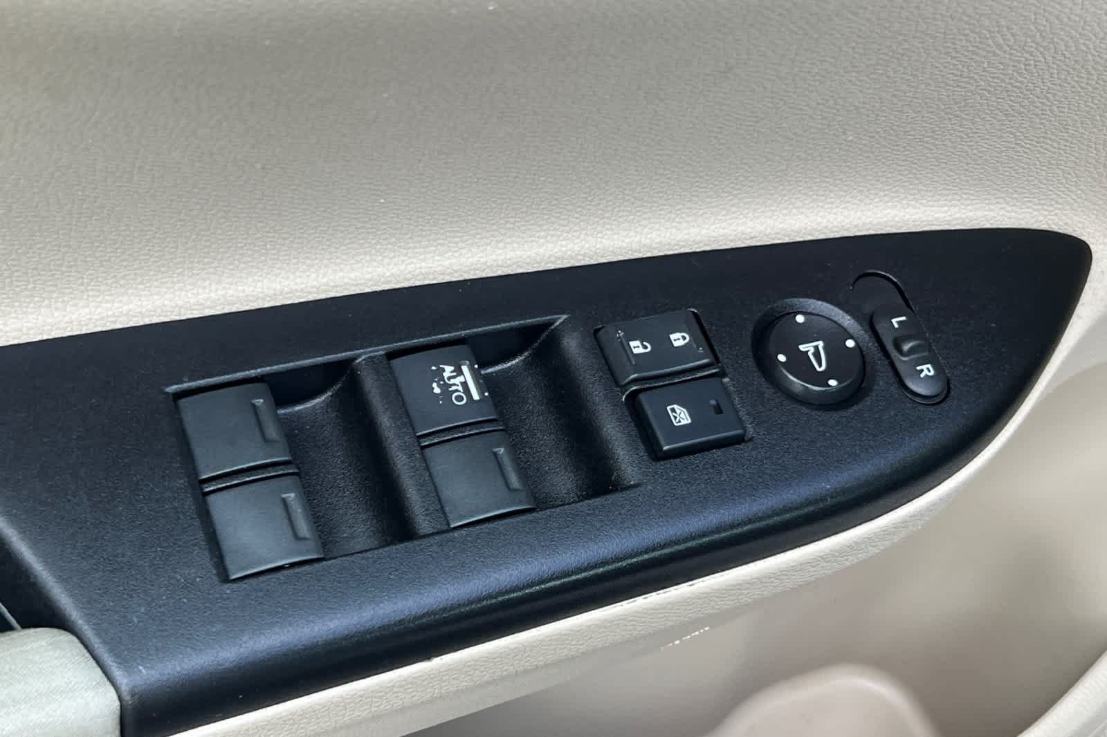 Used 2016 Honda Accord LX image 13