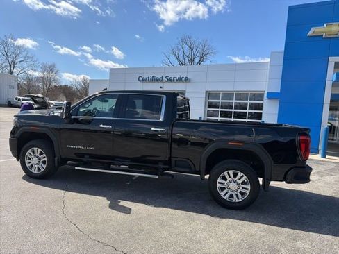 Used 2022 GMC Sierra 3500 Denali w/ LPO, GMC Protection Package image 8