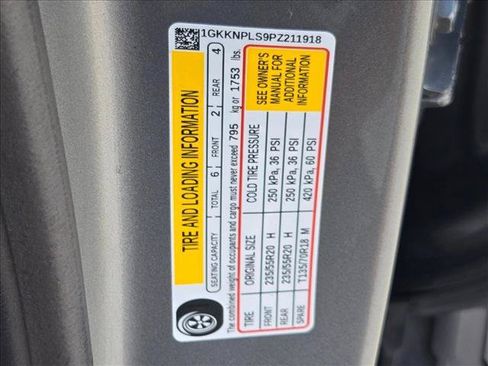 Used 2023 GMC Acadia Denali FWD image 14