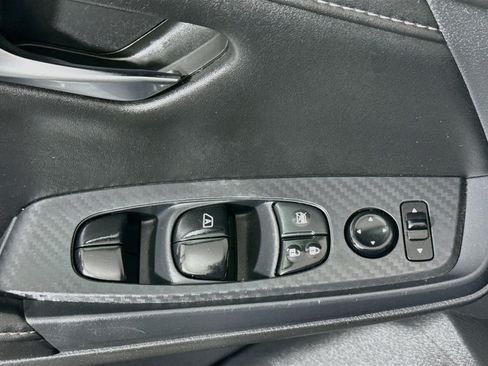Used 2022 Nissan Sentra SV FWD image 24