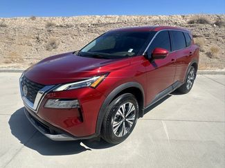 Used 2021 Nissan Rogue SV image 1