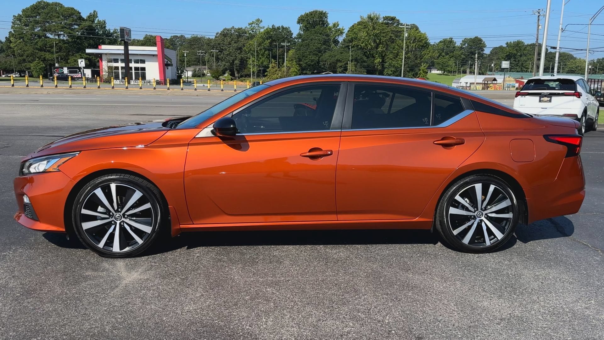 Used 2020 Nissan Altima 2.5 SR FWD image 5