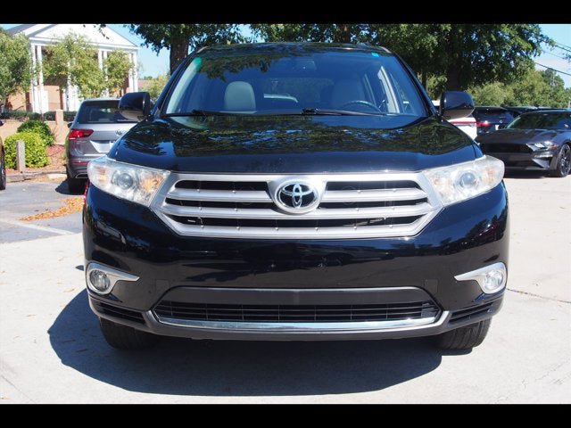 Used 2012 Toyota Highlander SE w/ Tow Pkg AWD/4WD image 8