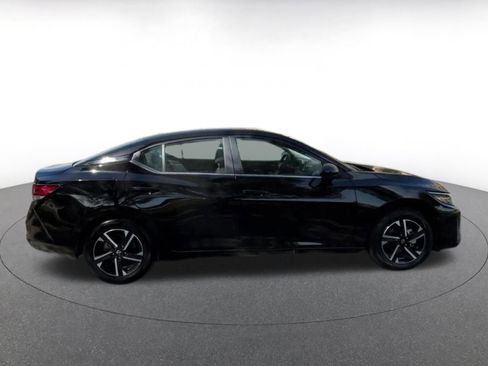 Used 2025 Nissan Sentra SV image 16