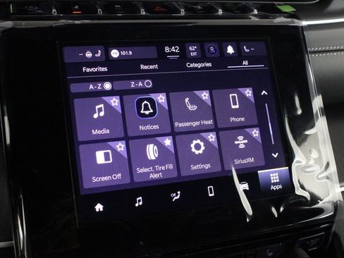 New 2025 Jeep Grand Cherokee Altitude image 41