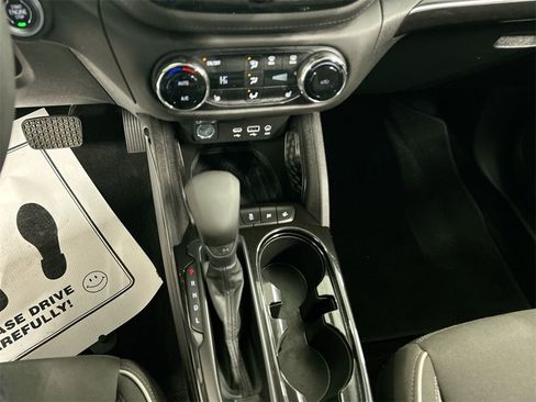 Used 2021 Chevrolet TrailBlazer LT w/ Convenience Package image 17