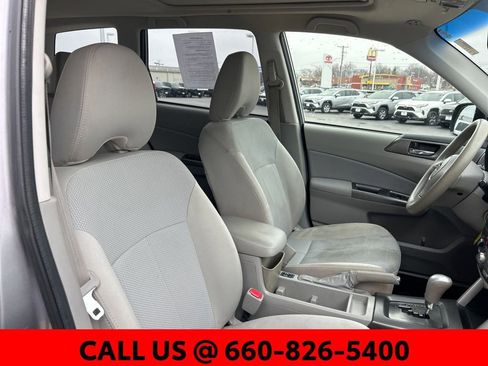 Used 2011 Subaru Forester 2.5X Premium w/ All-Weather Pkg image 6