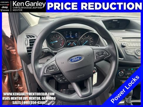 Used 2017 Ford Escape SE FWD image 14