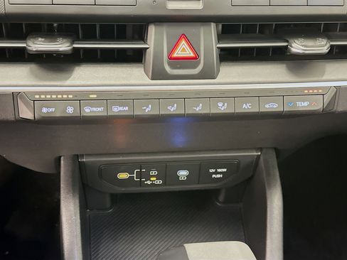 Used 2025 Kia K4 LXS image 24