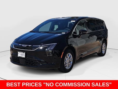 New 2027 Chrysler Pacifica Select FWD image 7
