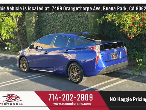 Used 2017 Toyota Prius Two w/ Prius Two Safety Plus Package image 9