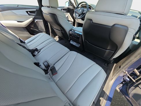 Used 2023 Acura MDX SH-AWD w/ Technology Package image 11