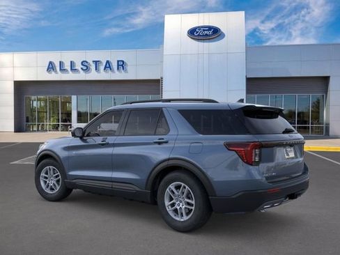 New 2026 Ford Explorer Active RWD image 4