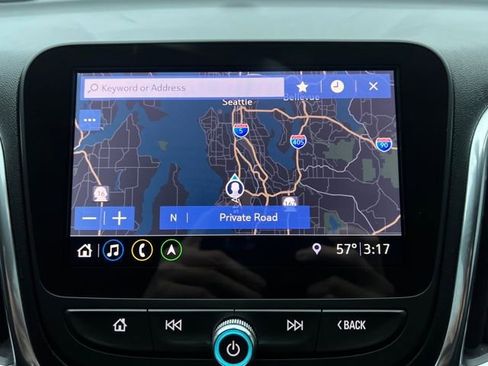 Used 2021 Chevrolet Equinox LT image 25