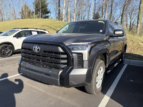 Used 2024 Toyota Tundra SR w/ SR Tow Package image 3
