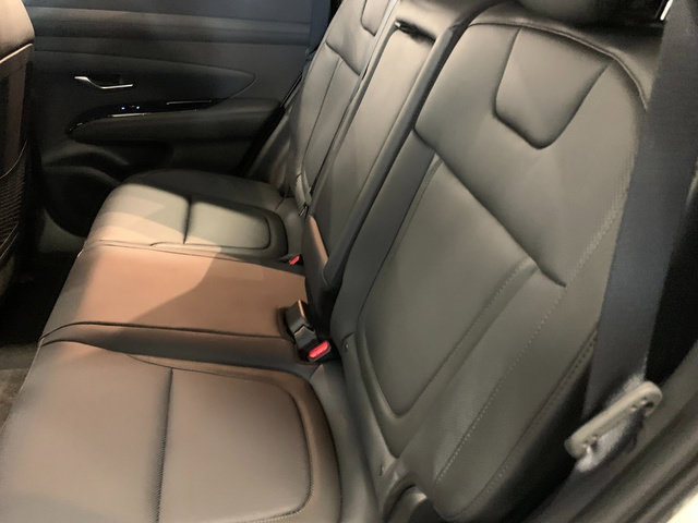 New 2026 Hyundai Tucson Limited AWD/4WD image 12