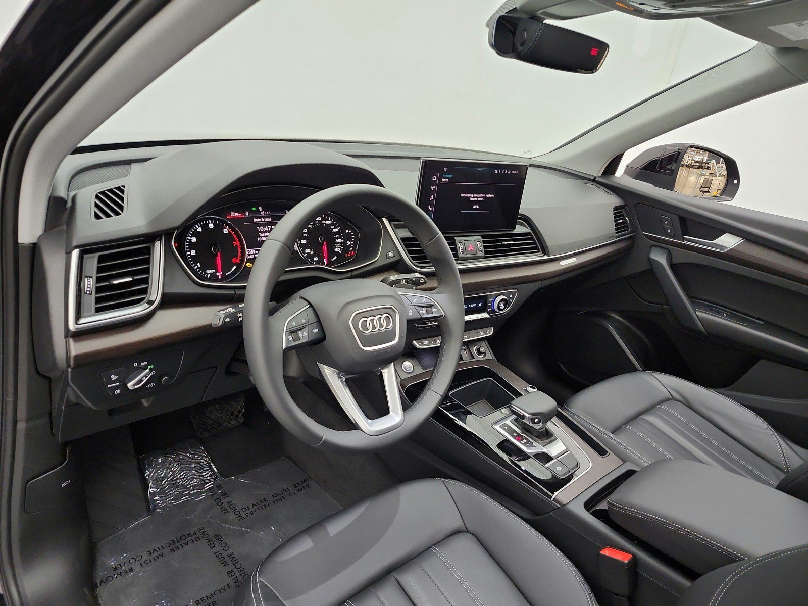 Used 2023 Audi Q5 2.0T Premium w/ Convenience Package AWD/4WD image 9