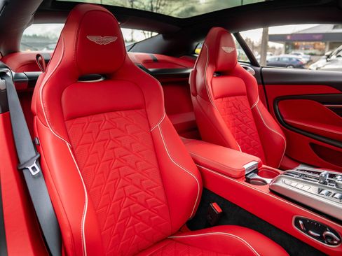 New 2025 Aston Martin Vanquish image 26