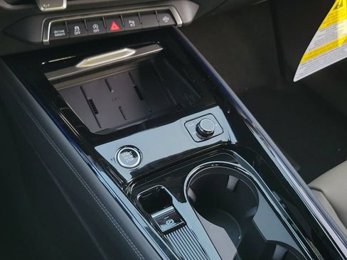 New 2026 Audi Q3 quattro 2.0T AWD/4WD image 14
