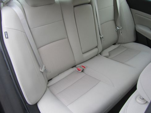 Used 2020 Nissan Altima 2.5 SV image 23