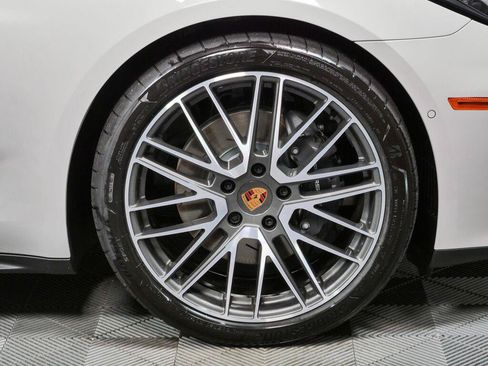 New 2026 Porsche Panamera 4 AWD/4WD image 39