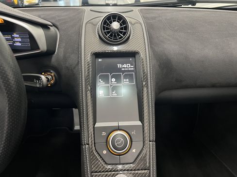Used 2014 McLaren MP4-12C Spider RWD image 20