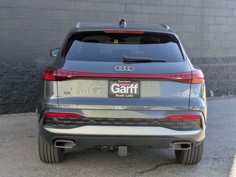 Certified 2025 Audi Q5 Premium w/ Convenience Package AWD/4WD image 7
