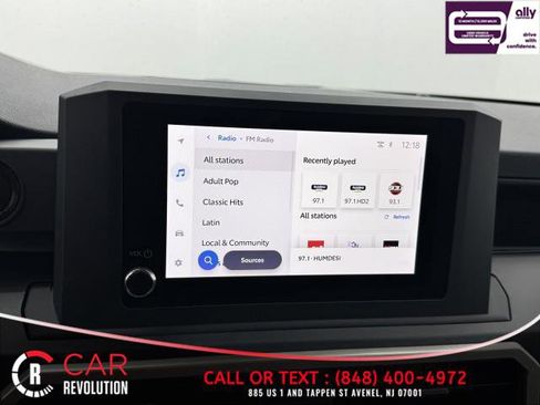 Used 2024 Toyota Tacoma SR image 25