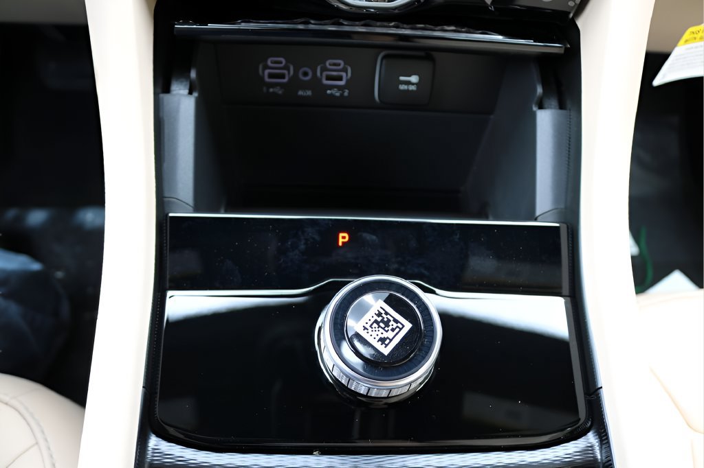 New 2026 Jeep Grand Cherokee Limited RWD image 25