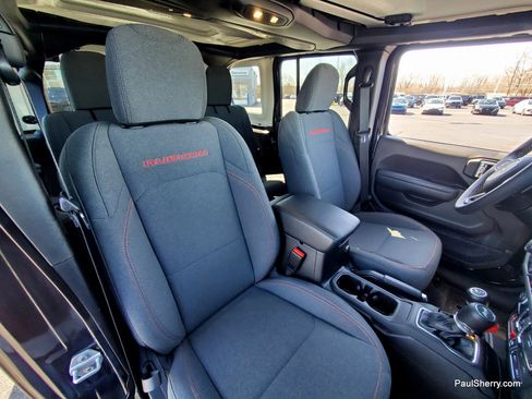 Used 2025 Jeep Wrangler Unlimited Rubicon w/ XTREMEE 35" Tire Package image 43