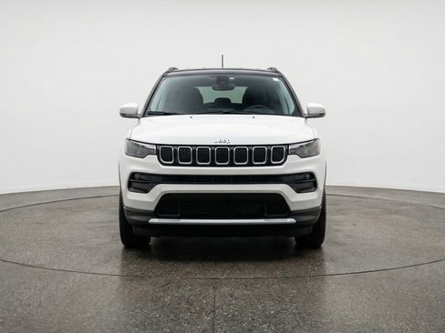 Used 2025 Jeep Compass Limited image 2