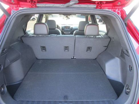 Used 2023 Chevrolet Equinox RS image 22