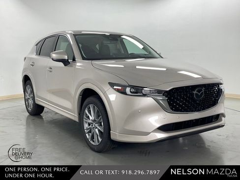 New 2025 MAZDA CX-5 AWD 2.5 S w/ Premium Plus Pkg image 4