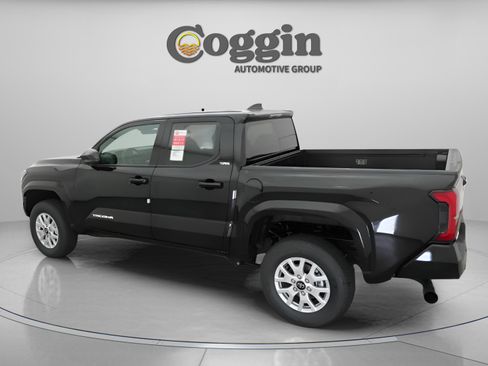New 2026 Toyota Tacoma SR5 AWD/4WD image 8