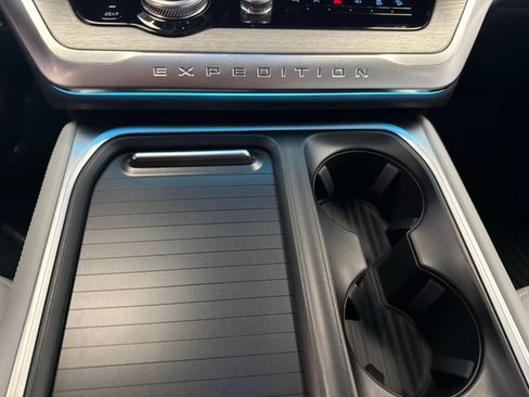 New 2027 Ford Expedition Max Platinum AWD/4WD image 28