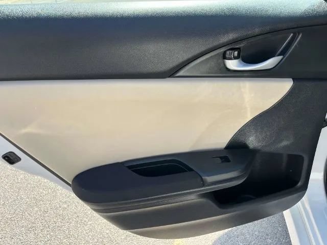 Used 2019 Honda Civic EX image 19