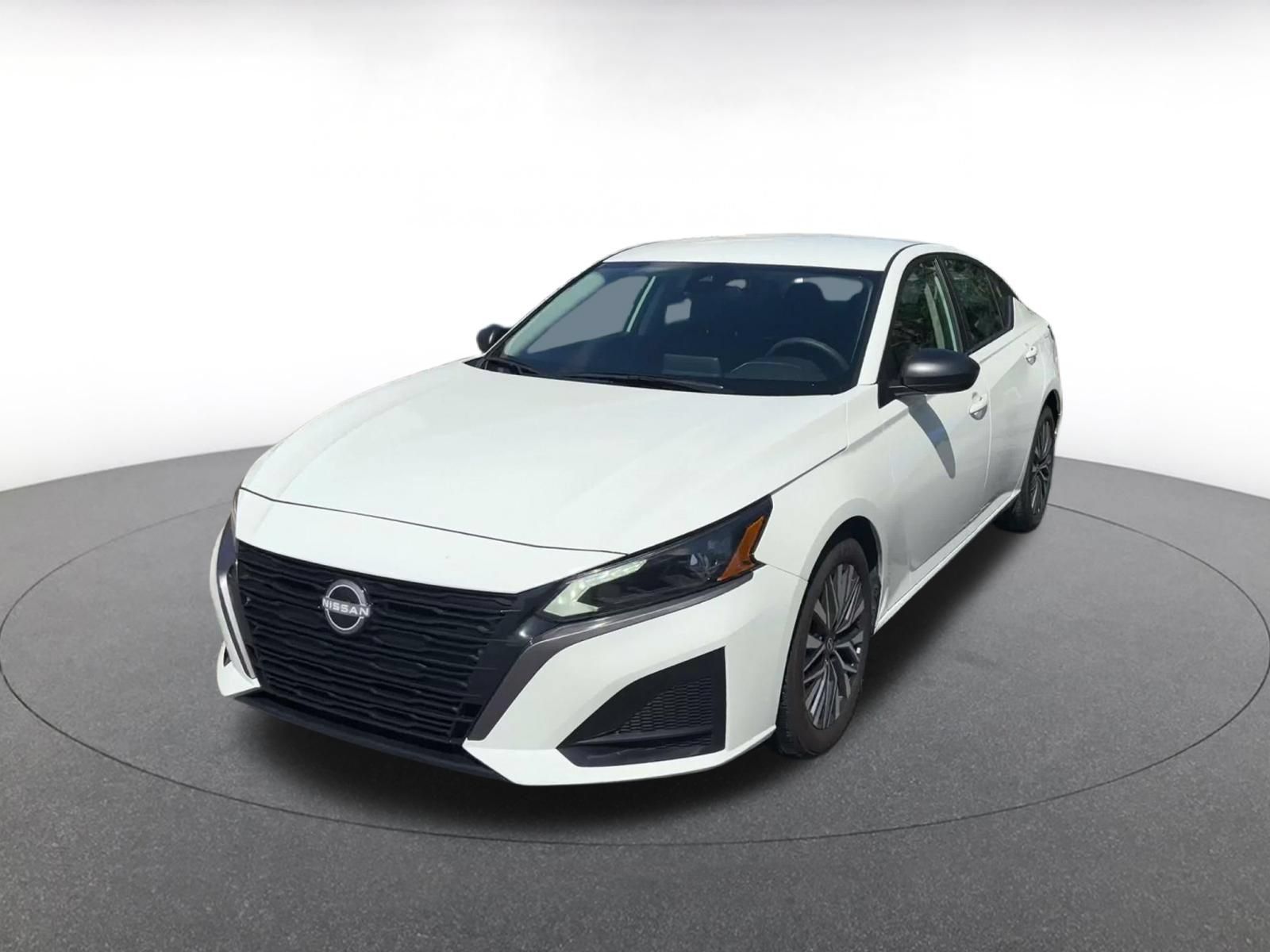 Used 2026 Nissan Altima 2.5 SV FWD image 4