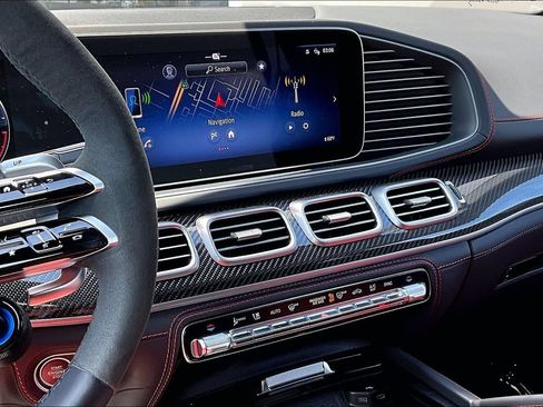 Used 2024 Mercedes-Benz GLE 63 AMG S w/ Driver Assistance Package image 6