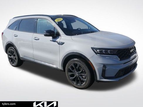 Used 2023 Kia Sorento SX image 1