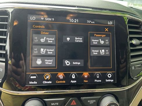 Used 2020 Jeep Grand Cherokee Limited w/ Luxury Group II AWD/4WD image 26