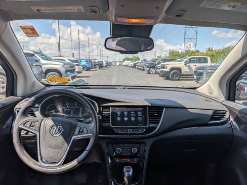 Used 2018 Buick Encore Preferred AWD/4WD image 10