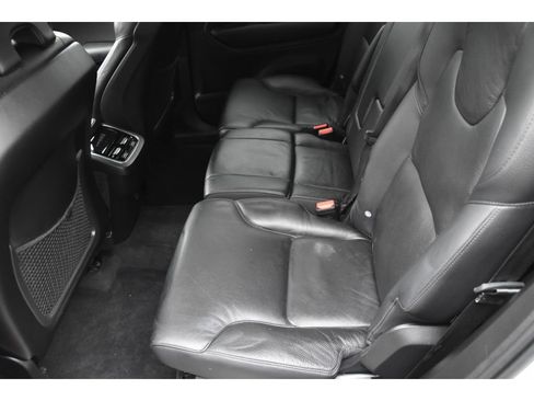 Certified 2023 Volvo XC90 B5 Plus image 16