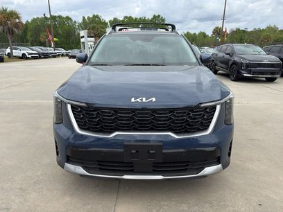 New 2025 Kia Sorento S w/ Panoramic Sunroof Package