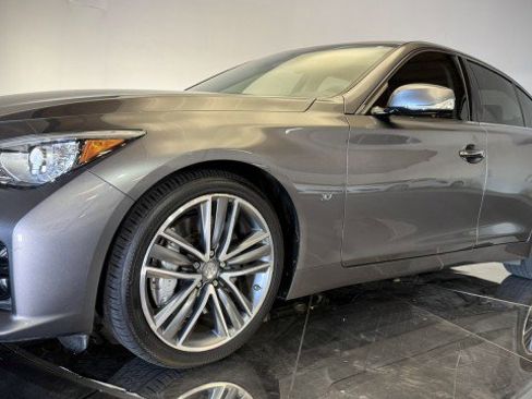 Used 2015 INFINITI Q50 Sport w/ Deluxe Touring Package image 27