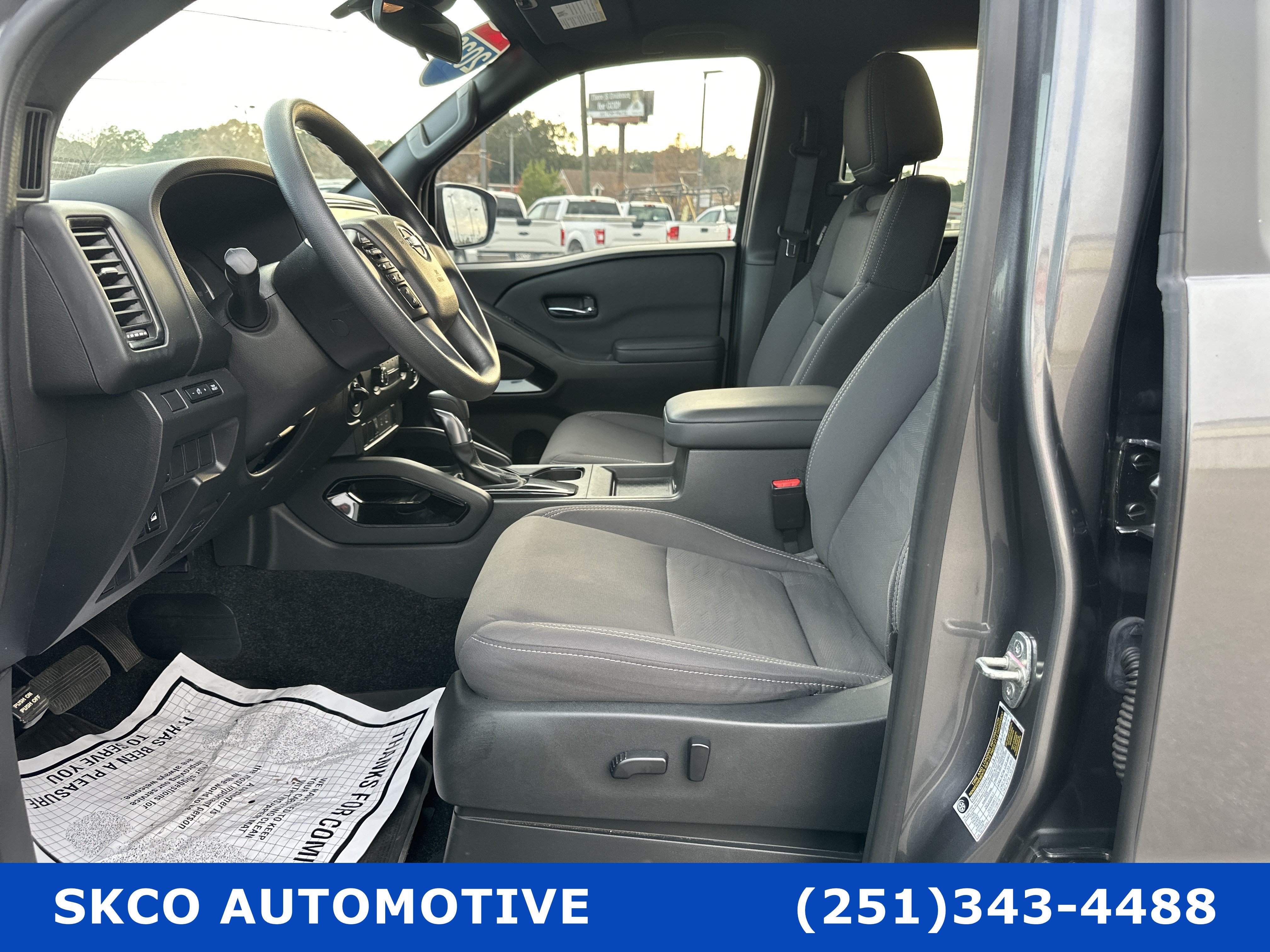 Used 2023 Nissan Frontier SV w/ Midnight Edition Package AWD/4WD image 11