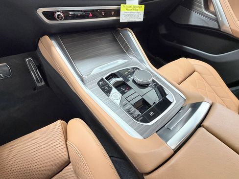 Used 2024 BMW X6 xDrive40i w/ Premium Package AWD/4WD image 22