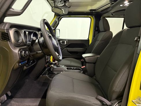 Used 2023 Jeep Wrangler Unlimited w/ Cold Weather Group AWD/4WD image 13