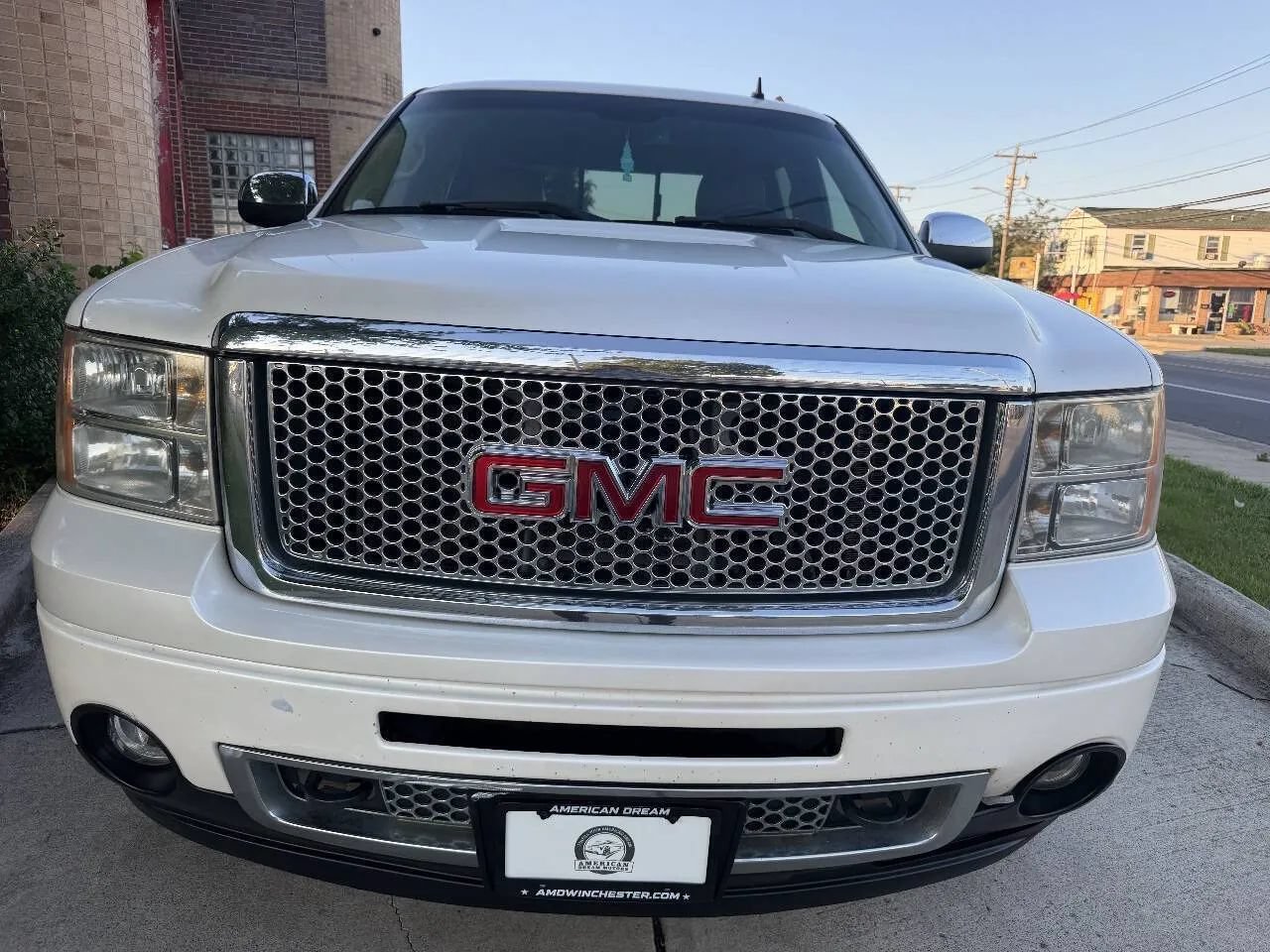 Used 2011 GMC Sierra 1500 Denali AWD/4WD image 3