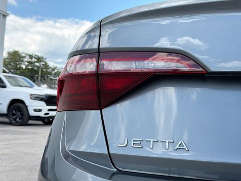 Used 2024 Volkswagen Jetta Sport FWD image 10