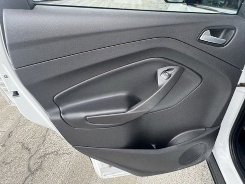 Used 2018 Ford Escape SEL image 26